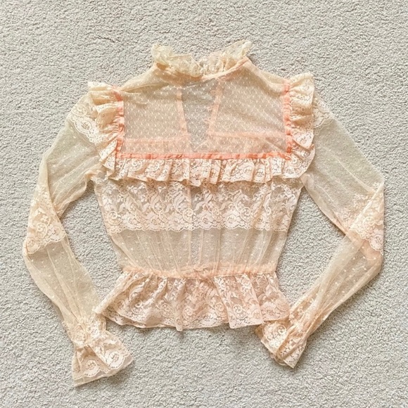 Vintage Tops - Gorgeous Vintage Lace Coquette Blouse